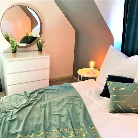 Central-modern, The Fine Wine Near Mtu By Lakescape Fewos Apartmán