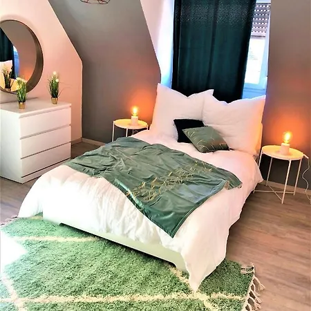 Central-modern, The Fine Wine Near Mtu By Lakescape Fewos 아파트 프리드리히스하펜