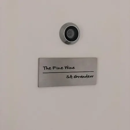 Central-modern, The Fine Wine Near Mtu By Lakescape Fewos * 프리드리히스하펜